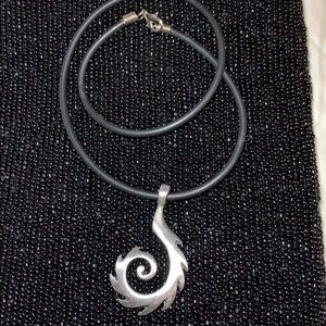 New Men’s Stainless steel Pendant on black rubber